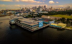 H2o Hotel